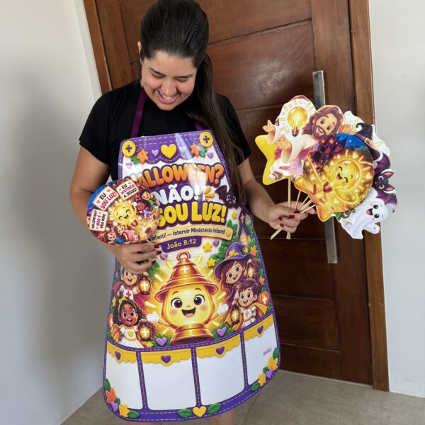 🎃✨ Avental de História — Halloween? Não! Eu Sou Luz! 💛